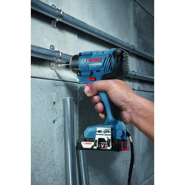 Шуруповерт Makita Bosch Professional GDR 180-LI (06019G5120)
