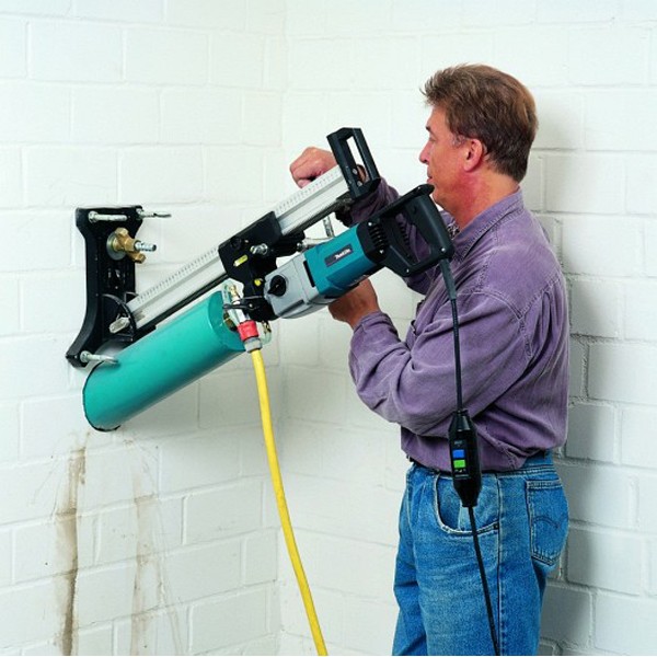 Дрель Makita DBM131