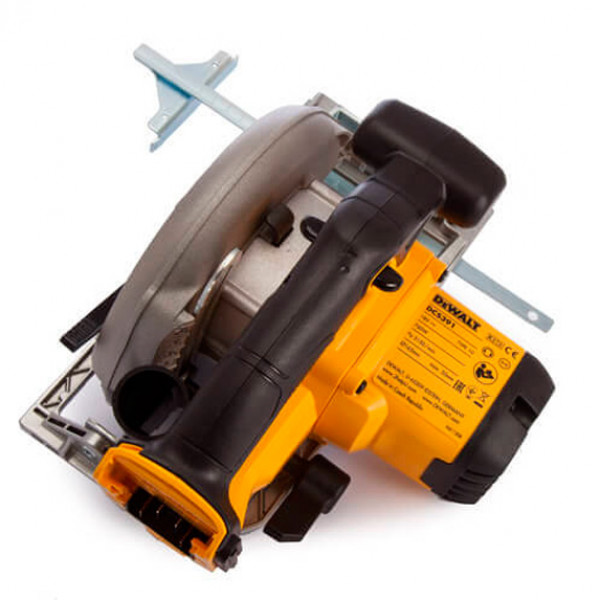 Дисковая пила DeWalt DCS391N