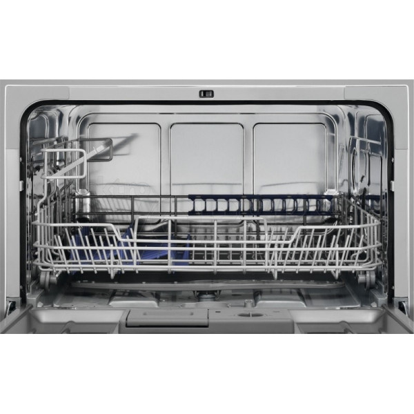 Посудомийна машина Electrolux ESF2400OH