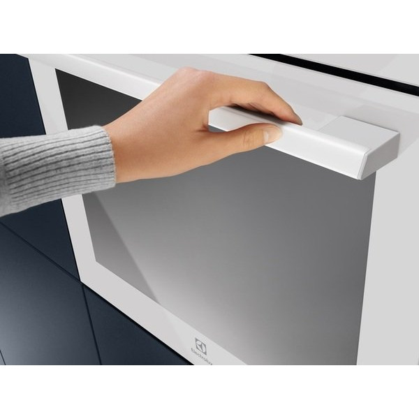 Духова шафа Electrolux OKC8H39WV